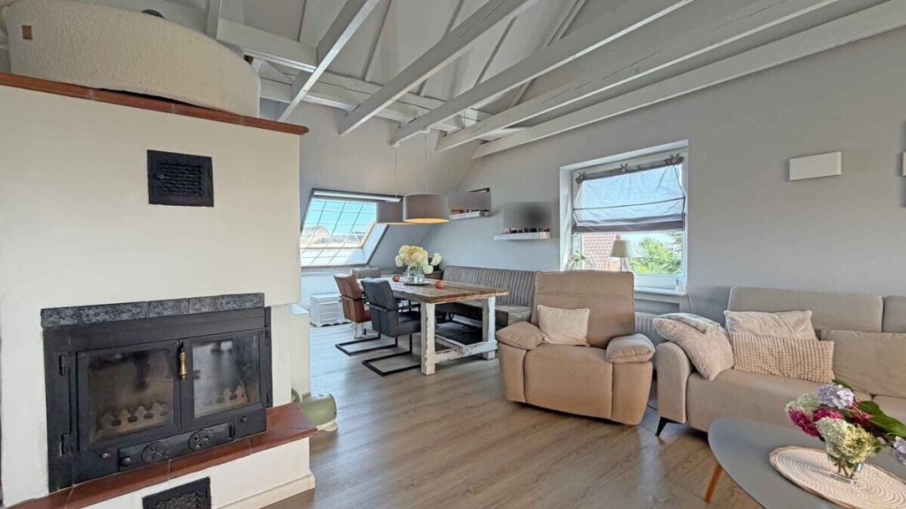 Volksbank Immobilien Niederrhein GmbH - Immobilienangebot - Alpen - Alle - Über den Dächern von Alpen: Großzügige Dachgeschosswohnung mit vielen Extras!