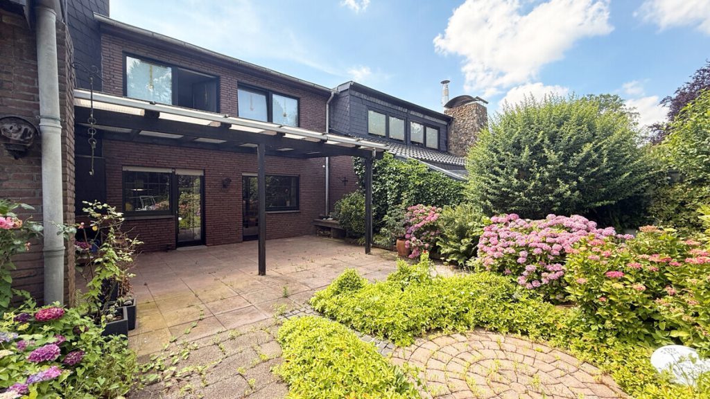 Volksbank Immobilien Niederrhein GmbH - Immobilienangebot - Dinslaken - Alle - Einfamilienhaus mit Einliegerwohnung in ruhiger Wohnlage von Dinslaken-Eppinghoven!