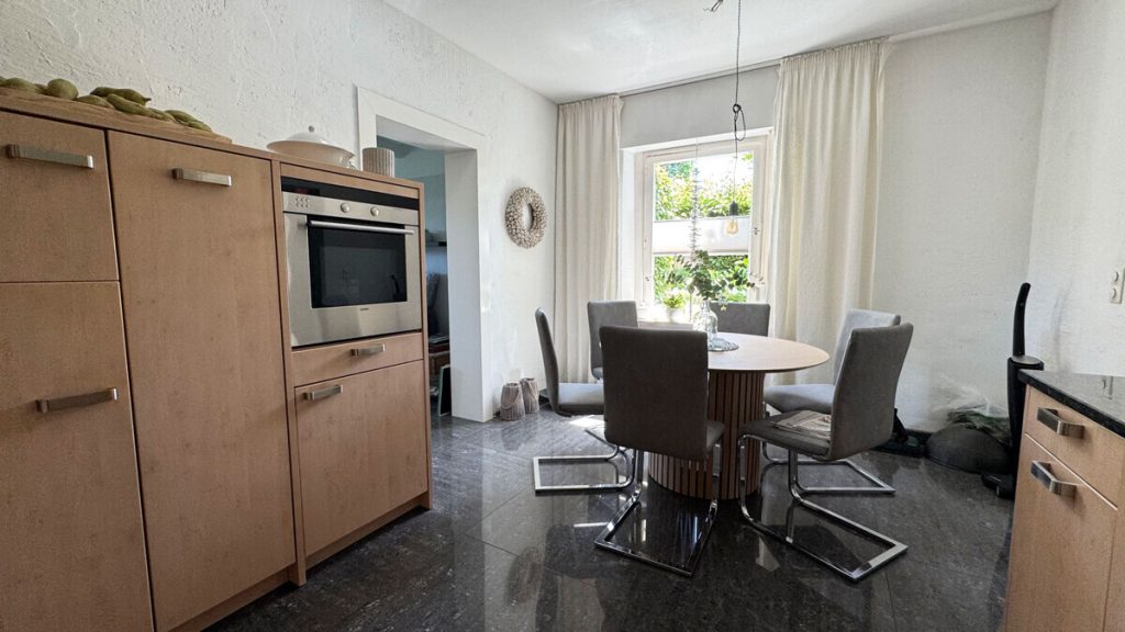 Volksbank Immobilien Niederrhein GmbH - Immobilienangebot - Wesel - Alle - Im Herzen von Wesel-Blumenkamp: Charmantes Anlageobjekt in historischer Bauweise!