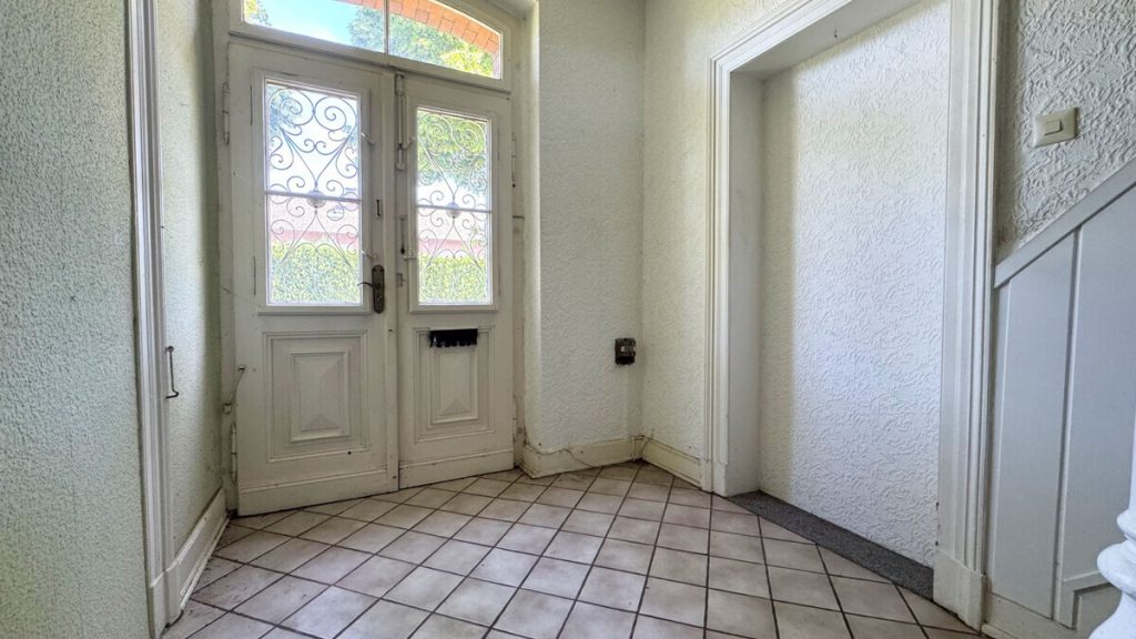 Volksbank Immobilien Niederrhein GmbH - Immobilienangebot - Wesel - Alle - Im Herzen von Wesel-Blumenkamp: Charmantes Anlageobjekt in historischer Bauweise!