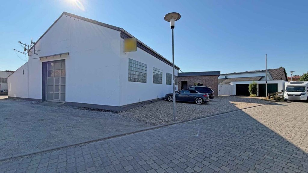 Volksbank Immobilien Niederrhein GmbH - Immobilienangebot - Alpen - Alle - Wohnen und werken! Gepflegter Bungalow mit angebauter Werkhalle in Alpen-Menzelen!