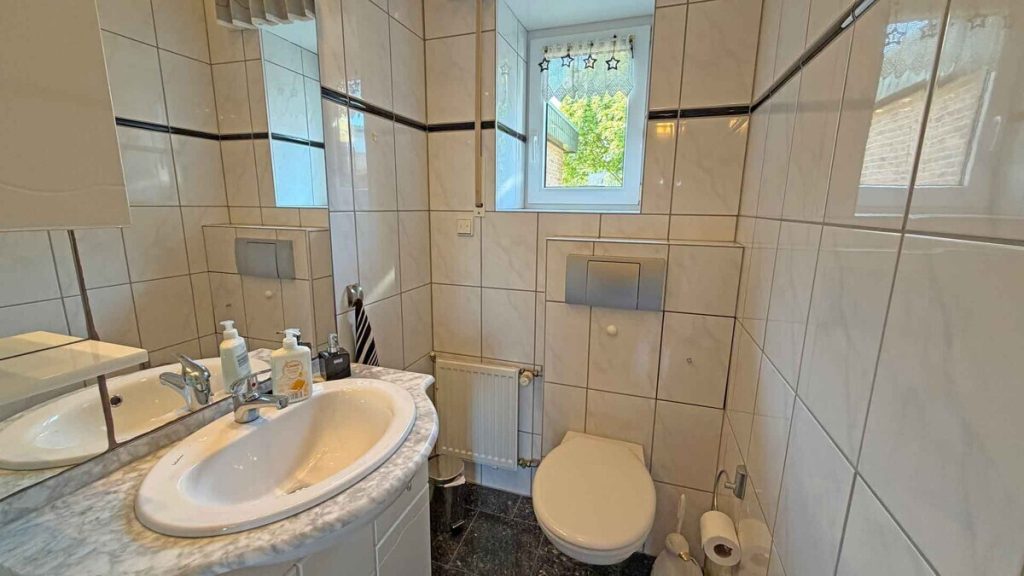 Volksbank Immobilien Niederrhein GmbH - Immobilienangebot - Alpen - Alle - Wohnen und werken! Gepflegter Bungalow mit angebauter Werkhalle in Alpen-Menzelen!