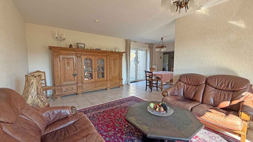 Volksbank Immobilien Niederrhein GmbH - Immobilienangebot - Alpen - Alle - Wohnen und werken! Gepflegter Bungalow mit angebauter Werkhalle in Alpen-Menzelen!