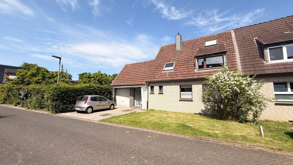 Volksbank Immobilien Niederrhein GmbH - Immobilienangebot - Hünxe - Alle - Ihr neues Zuhause in Hünxe-Bruckhausen – Doppelhaushälfte mit 627 m² Grundstück