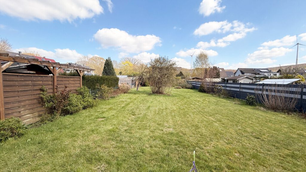 Volksbank Immobilien Niederrhein GmbH - Immobilienangebot - Hünxe - Alle - Ihr neues Zuhause in Hünxe-Bruckhausen – Doppelhaushälfte mit 627 m² Grundstück