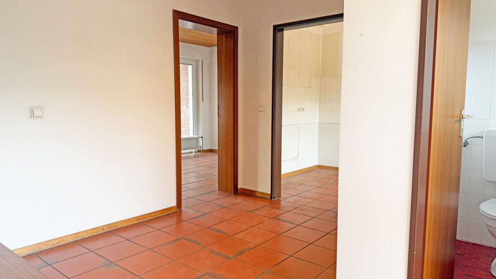 Volksbank Immobilien Niederrhein GmbH - Immobilienangebot - Voerde - Alle - Familienfreundliches Reihenmittelhaus in ruhiger Wohnlage von Voerde-Stadt!