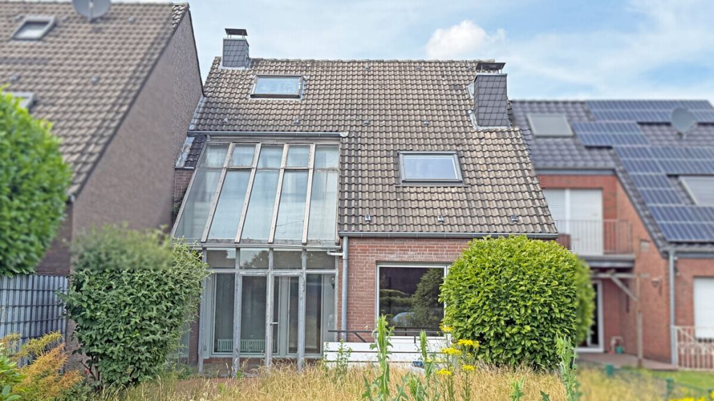 Volksbank Immobilien Niederrhein GmbH - Immobilienangebot - Voerde - Alle - Familienfreundliches Reihenmittelhaus in ruhiger Wohnlage von Voerde-Stadt!