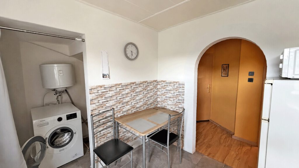 Volksbank Immobilien Niederrhein GmbH - Immobilienangebot - Duisburg - Alle - Wertbeständige Kapitalanlage: Voll vermietetes Mehrfamilienhaus mit 5 Wohneinheiten in Meiderich!