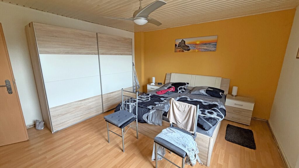 Volksbank Immobilien Niederrhein GmbH - Immobilienangebot - Duisburg - Alle - Wertbeständige Kapitalanlage: Voll vermietetes Mehrfamilienhaus mit 5 Wohneinheiten in Meiderich!