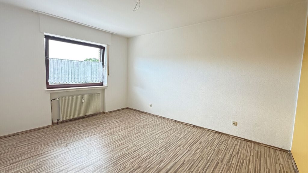Volksbank Immobilien Niederrhein GmbH - Immobilienangebot - Hamminkeln - Alle - Raumwunder in ruhiger Lage von Mehrhoog mit weitläufigem Südwestgarten und vielseitigem Potenzial