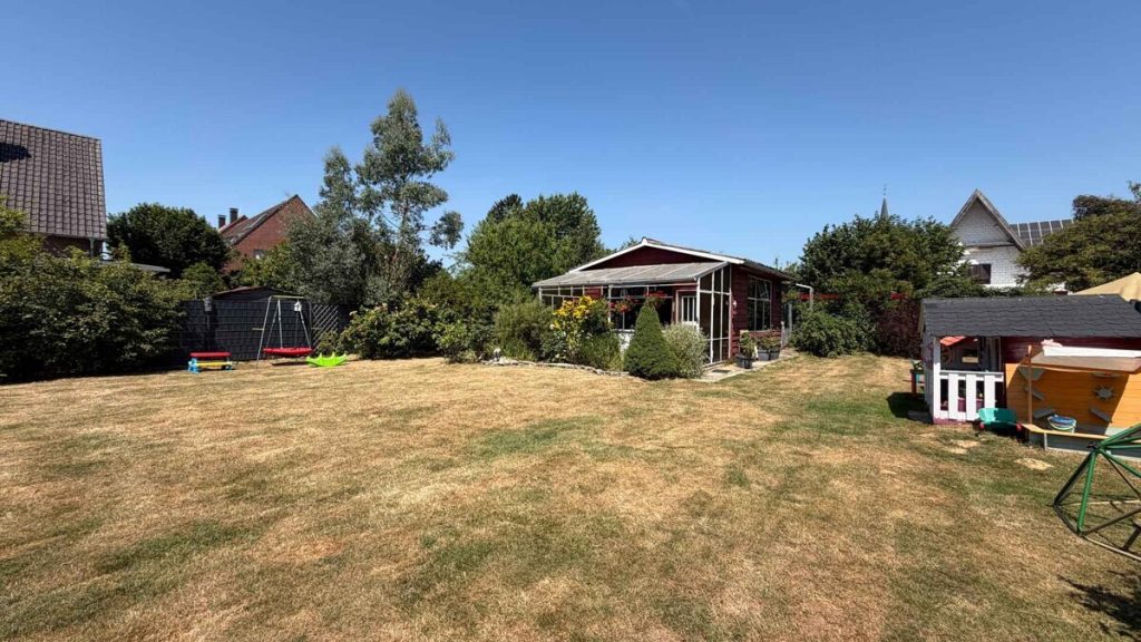 Volksbank Immobilien Niederrhein GmbH - Immobilienangebot - Xanten - Alle - Ein Zuhause mit Platz und Freiraum: Haus mit Einliegerwohnung in Xanten-Marienbaum!