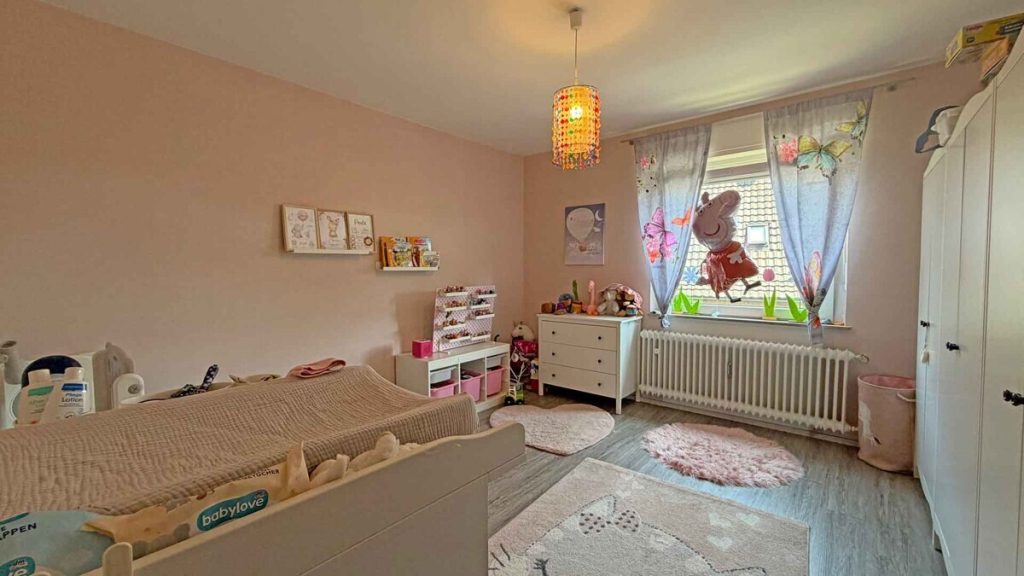 Volksbank Immobilien Niederrhein GmbH - Immobilienangebot - Xanten - Alle - Ein Zuhause mit Platz und Freiraum: Haus mit Einliegerwohnung in Xanten-Marienbaum!