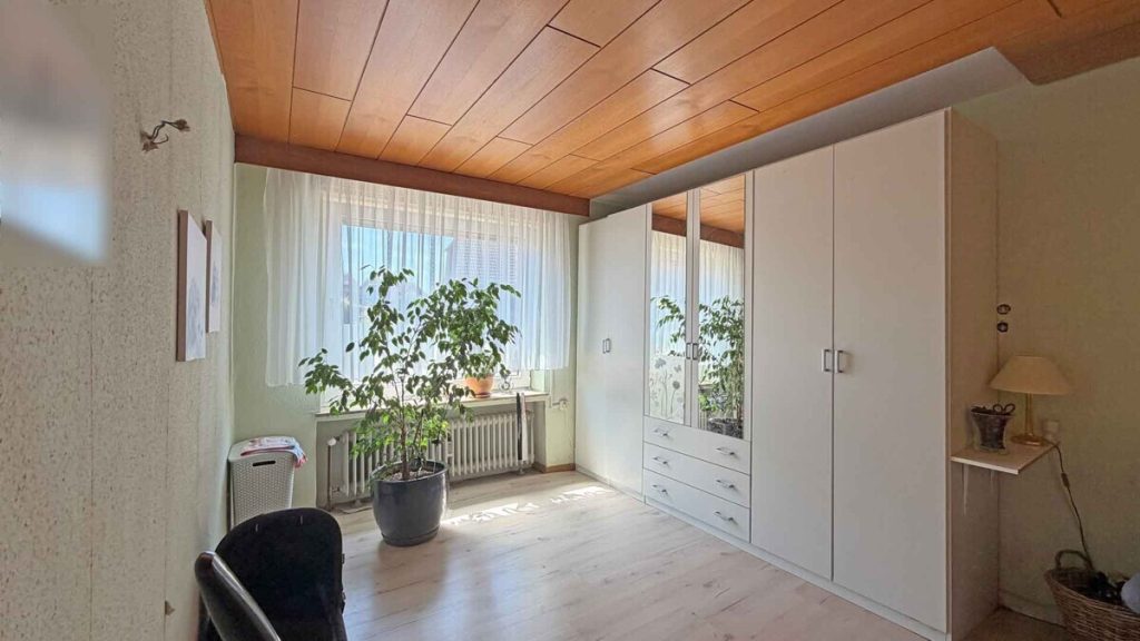 Volksbank Immobilien Niederrhein GmbH - Immobilienangebot - Xanten - Alle - Ein Zuhause mit Platz und Freiraum: Haus mit Einliegerwohnung in Xanten-Marienbaum!
