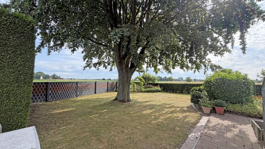 Volksbank Immobilien Niederrhein GmbH - Immobilienangebot - Rees - Alle - Ein Rückzugsort am Niederrhein – Exklusives Zweifamilienhaus in idyllischer Alleinlage