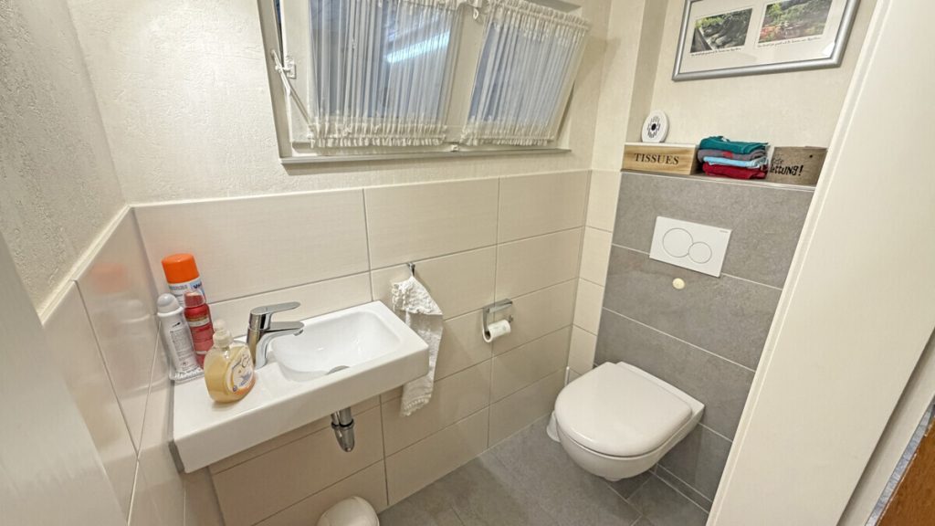 Volksbank Immobilien Niederrhein GmbH - Immobilienangebot - Rees - Alle - Ein Rückzugsort am Niederrhein – Exklusives Zweifamilienhaus in idyllischer Alleinlage