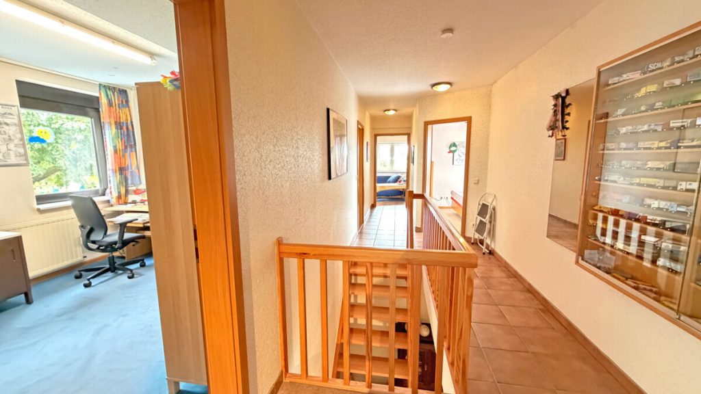 Volksbank Immobilien Niederrhein GmbH - Immobilienangebot - Rees - Alle - Ein Rückzugsort am Niederrhein – Exklusives Zweifamilienhaus in idyllischer Alleinlage