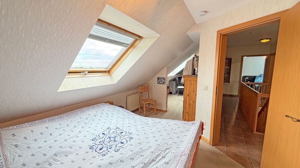 Volksbank Immobilien Niederrhein GmbH - Immobilienangebot - Rees - Alle - Ein Rückzugsort am Niederrhein – Exklusives Zweifamilienhaus in idyllischer Alleinlage