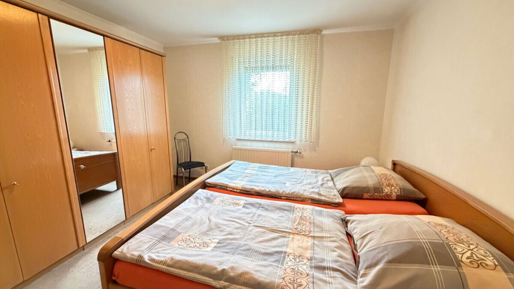 Volksbank Immobilien Niederrhein GmbH - Immobilienangebot - Rees - Alle - Ein Rückzugsort am Niederrhein – Exklusives Zweifamilienhaus in idyllischer Alleinlage