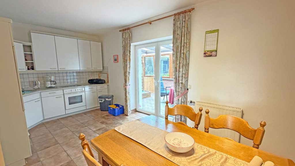Volksbank Immobilien Niederrhein GmbH - Immobilienangebot - Rees - Alle - Ein Rückzugsort am Niederrhein – Exklusives Zweifamilienhaus in idyllischer Alleinlage