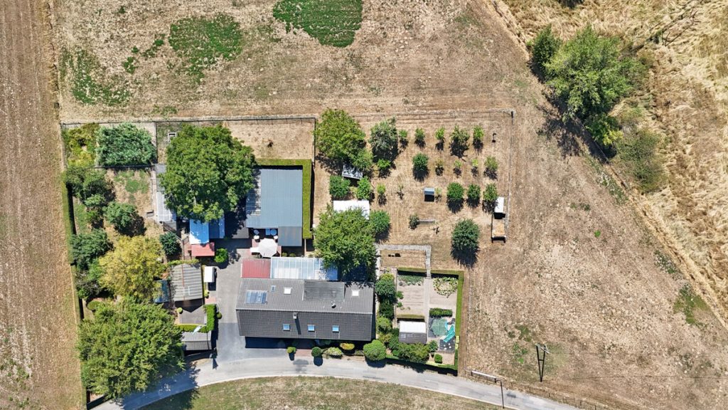 Volksbank Immobilien Niederrhein GmbH - Immobilienangebot - Rees - Alle - Ein Rückzugsort am Niederrhein – Exklusives Zweifamilienhaus in idyllischer Alleinlage
