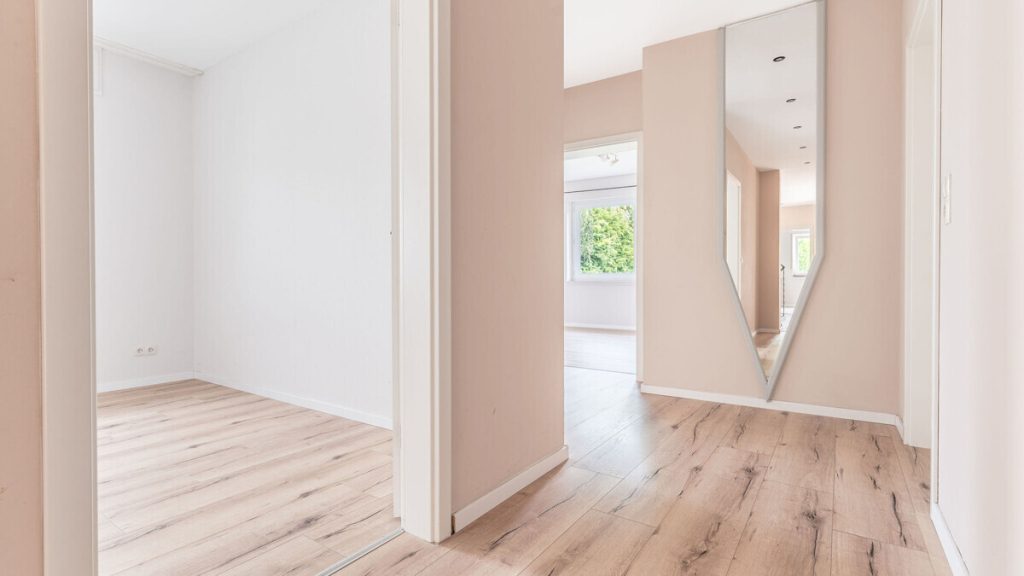 Volksbank Immobilien Niederrhein GmbH - Immobilienangebot - Hamminkeln - Alle - Wohnen in begehrter Lage von Hamminkeln – Einfamilienhaus mit großem Grundstück & Doppelgarage