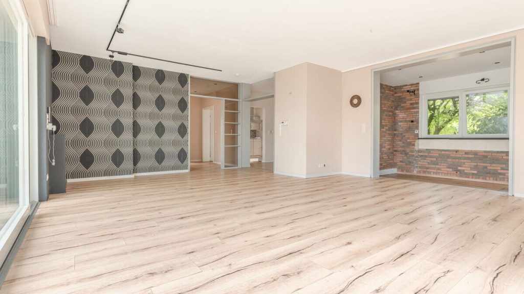 Volksbank Immobilien Niederrhein GmbH - Immobilienangebot - Hamminkeln - Alle - Wohnen in begehrter Lage von Hamminkeln – Einfamilienhaus mit großem Grundstück & Doppelgarage