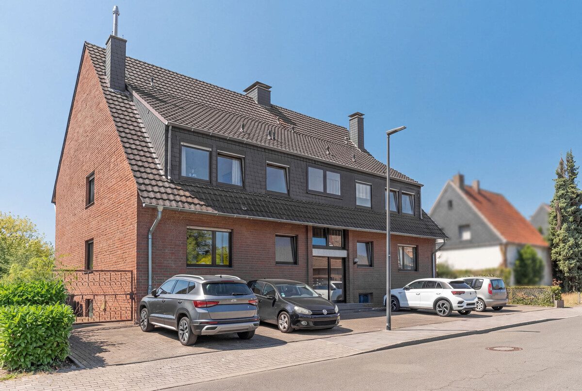 Volksbank Immobilien Niederrhein GmbH - Immobilienangebot - Voerde - Alle - Gepflegtes Mehrfamilienhaus mit fünf Wohneinheiten – Attraktive Kapitalanlage in Voerde-Stadt!