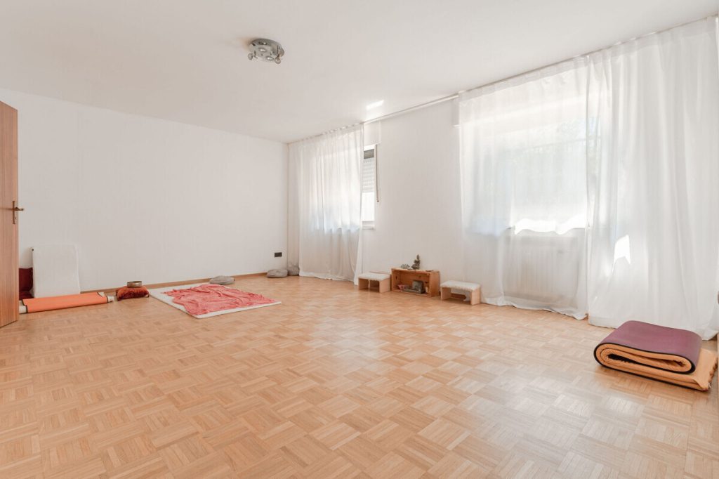 Volksbank Immobilien Niederrhein GmbH - Immobilienangebot - Voerde - Alle - Gepflegtes Mehrfamilienhaus mit fünf Wohneinheiten – Attraktive Kapitalanlage in Voerde-Stadt!