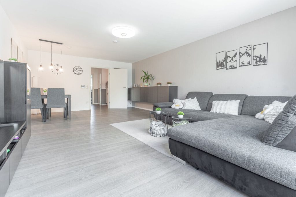Volksbank Immobilien Niederrhein GmbH - Immobilienangebot - Wesel - Alle - Lackhausen aufgepasst! Familienfreundliche Doppelhaushälfte mit schönem Grundstück und Garage!