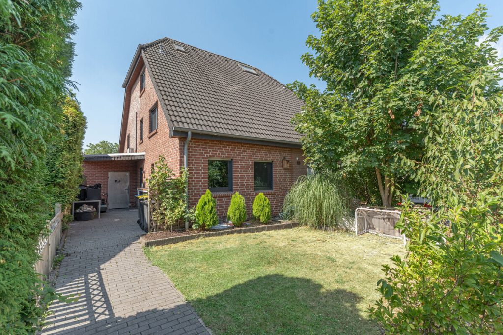 Volksbank Immobilien Niederrhein GmbH - Immobilienangebot - Wesel - Alle - Lackhausen aufgepasst! Familienfreundliche Doppelhaushälfte mit schönem Grundstück und Garage!