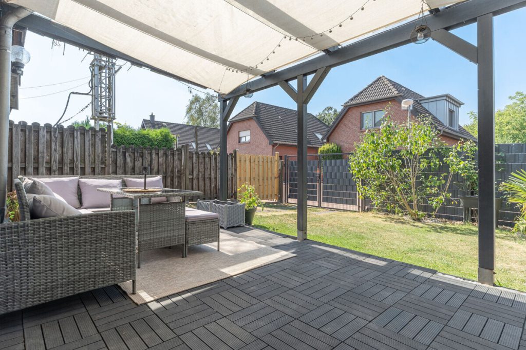 Volksbank Immobilien Niederrhein GmbH - Immobilienangebot - Wesel - Alle - Lackhausen aufgepasst! Familienfreundliche Doppelhaushälfte mit schönem Grundstück und Garage!