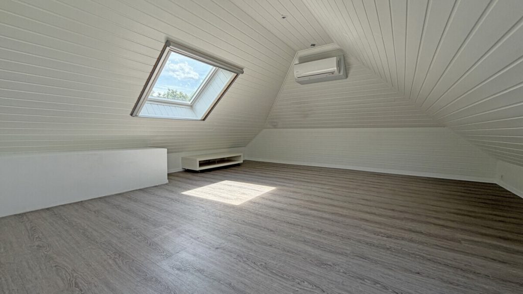 Volksbank Immobilien Niederrhein GmbH - Immobilienangebot - Sonsbeck - Alle - Für zwei Parteien oder allein: Luxuriöses Zweifamilienhaus im Herzen von Sonsbeck!