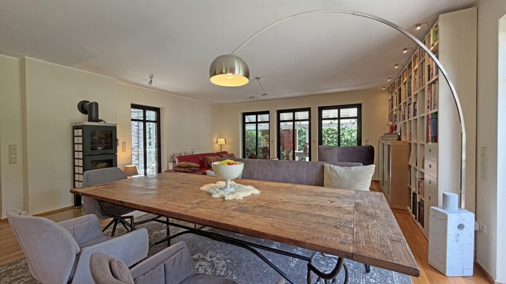 Volksbank Immobilien Niederrhein GmbH - Immobilienangebot - Sonsbeck - Alle - Für zwei Parteien oder allein: Luxuriöses Zweifamilienhaus im Herzen von Sonsbeck!