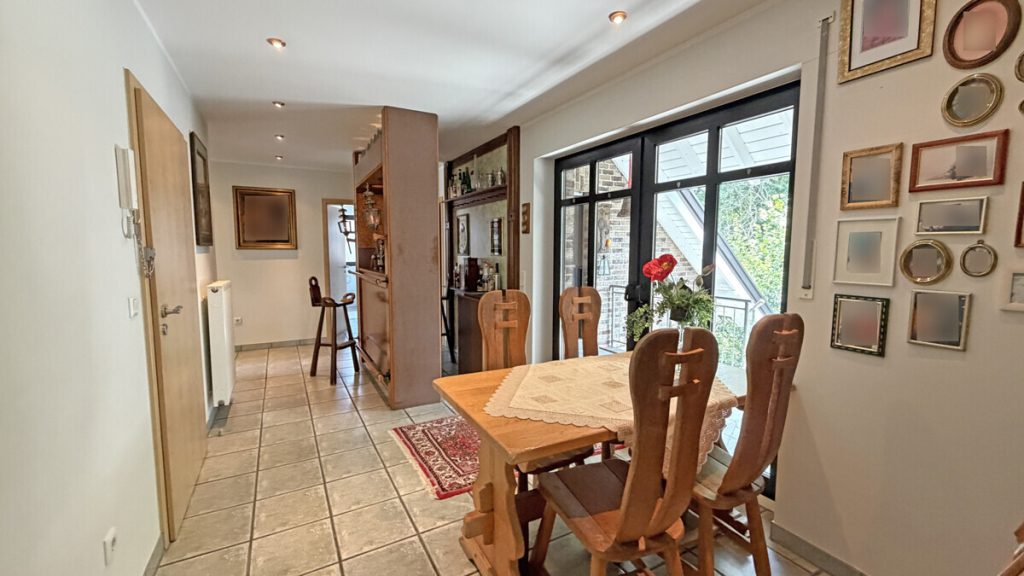 Volksbank Immobilien Niederrhein GmbH - Immobilienangebot - Sonsbeck - Alle - Für zwei Parteien oder allein: Luxuriöses Zweifamilienhaus im Herzen von Sonsbeck!