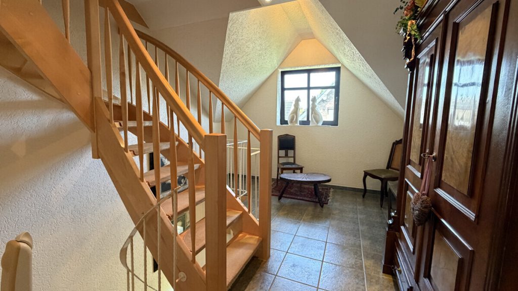 Volksbank Immobilien Niederrhein GmbH - Immobilienangebot - Sonsbeck - Alle - Für zwei Parteien oder allein: Luxuriöses Zweifamilienhaus im Herzen von Sonsbeck!