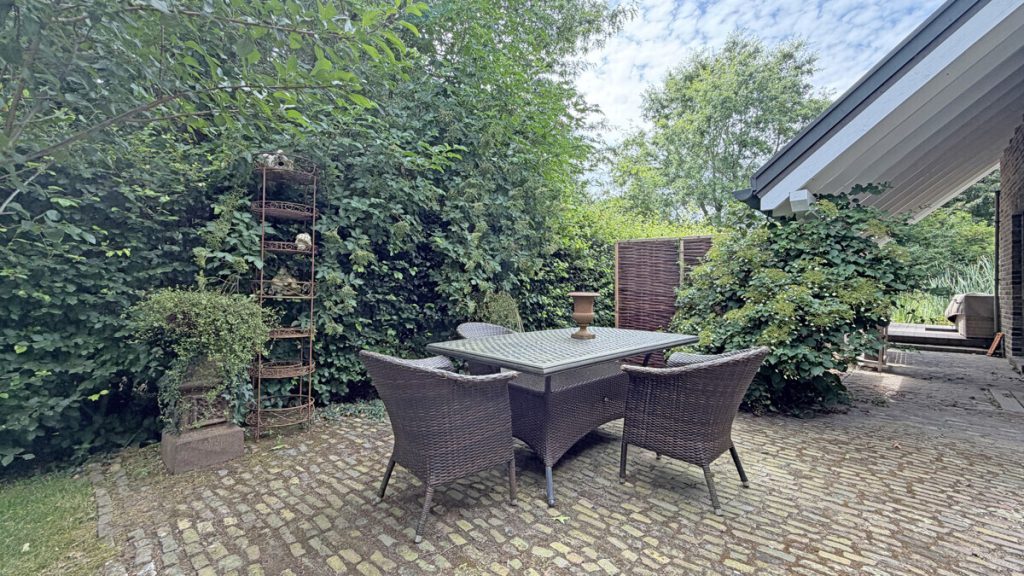 Volksbank Immobilien Niederrhein GmbH - Immobilienangebot - Sonsbeck - Alle - Für zwei Parteien oder allein: Luxuriöses Zweifamilienhaus im Herzen von Sonsbeck!