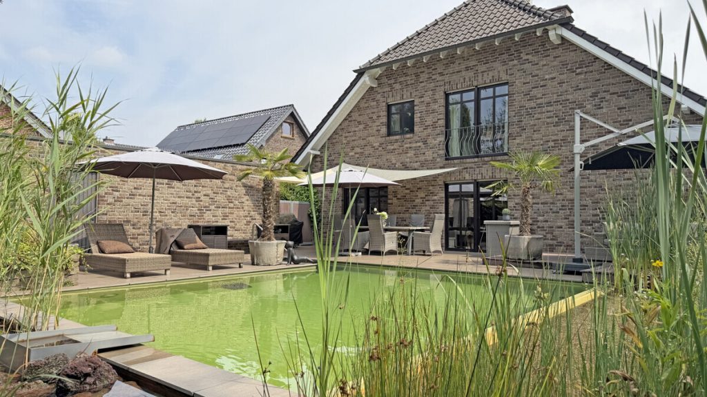Volksbank Immobilien Niederrhein GmbH - Immobilienangebot - Sonsbeck - Alle - Für zwei Parteien oder allein: Luxuriöses Zweifamilienhaus im Herzen von Sonsbeck!