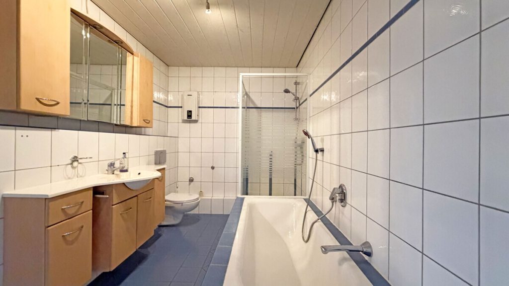 Volksbank Immobilien Niederrhein GmbH - Immobilienangebot - Voerde - Alle - Großzügige 4-Zimmer-Eigentumswohnung mit Balkon in Voerde!