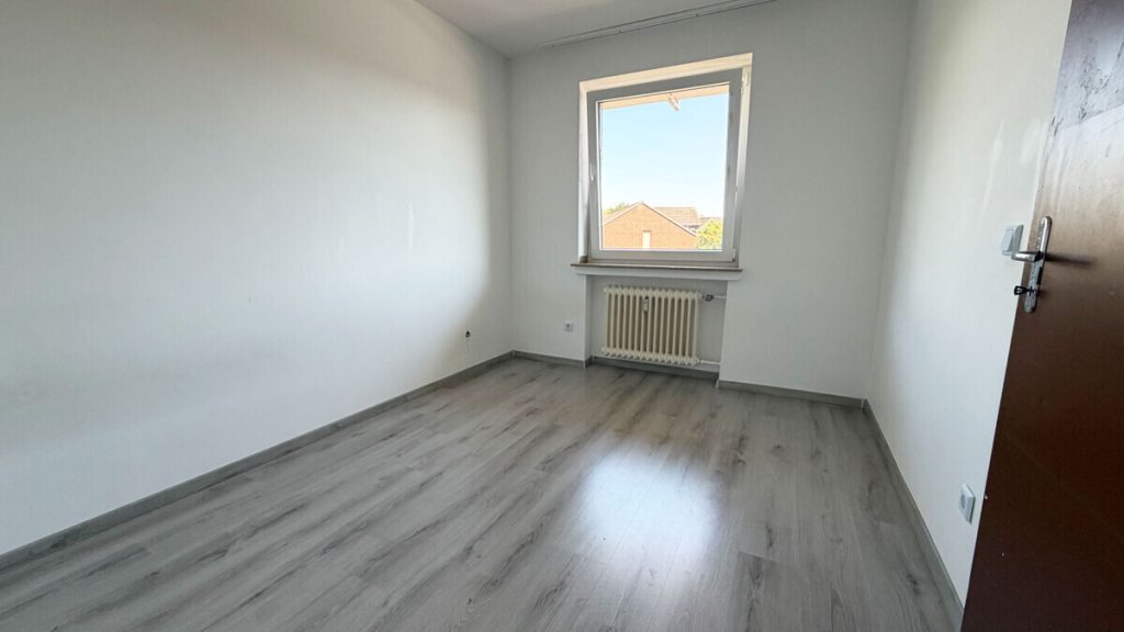 Volksbank Immobilien Niederrhein GmbH - Immobilienangebot - Voerde - Alle - Großzügige 4-Zimmer-Eigentumswohnung mit Balkon in Voerde!