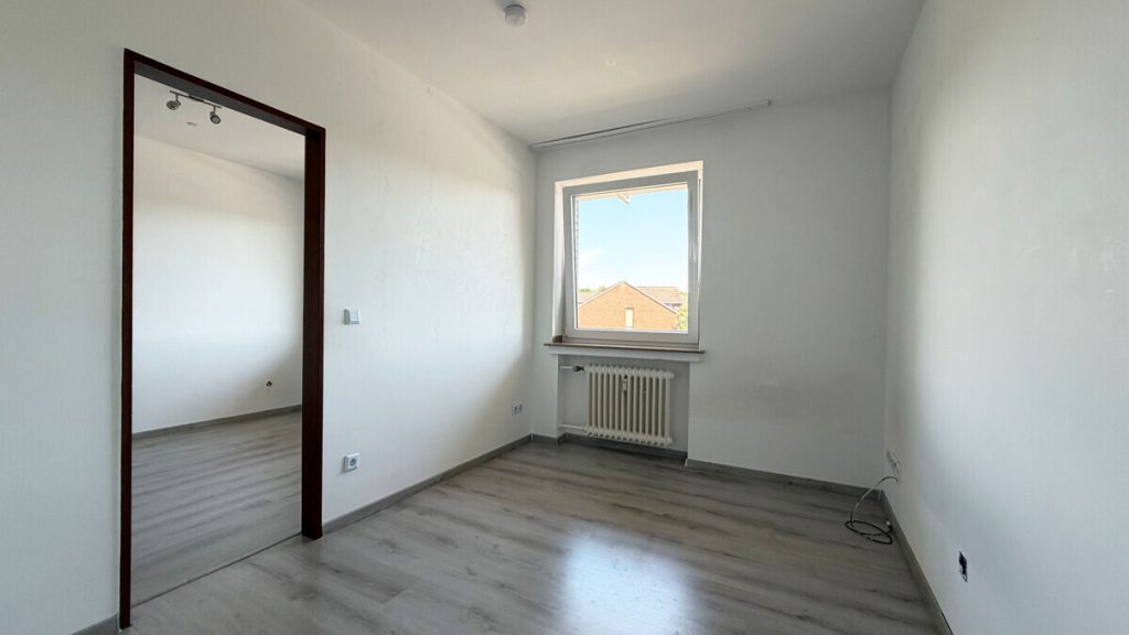 Volksbank Immobilien Niederrhein GmbH - Immobilienangebot - Voerde - Alle - Großzügige 4-Zimmer-Eigentumswohnung mit Balkon in Voerde!