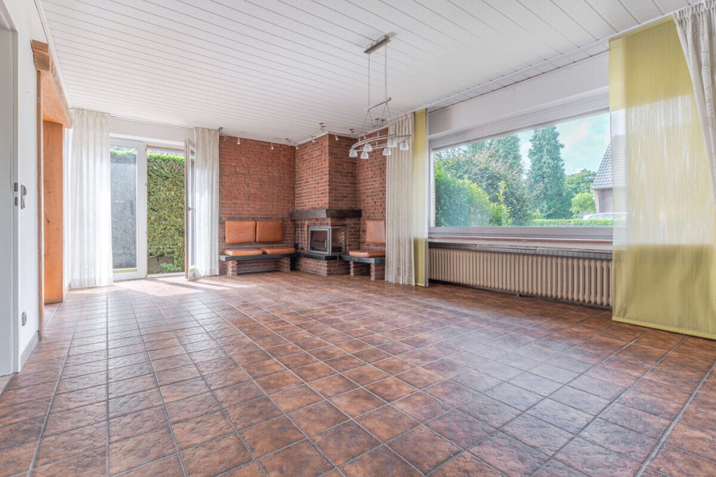Volksbank Immobilien Niederrhein GmbH - Immobilienangebot - Wesel - Alle - Freistehendes Einfamilienhaus mit Garage und großem Grundstück in ruhiger Lage von Wesel-Lackhausen
