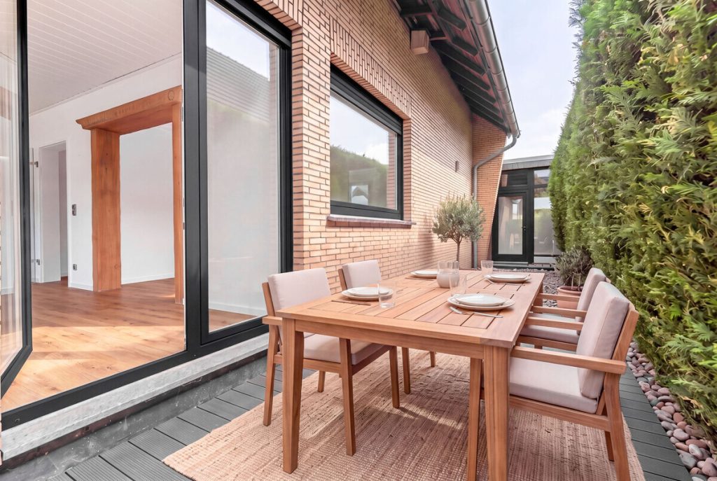 Volksbank Immobilien Niederrhein GmbH - Immobilienangebot - Wesel - Alle - Freistehendes Einfamilienhaus mit Garage und großem Grundstück in ruhiger Lage von Wesel-Lackhausen