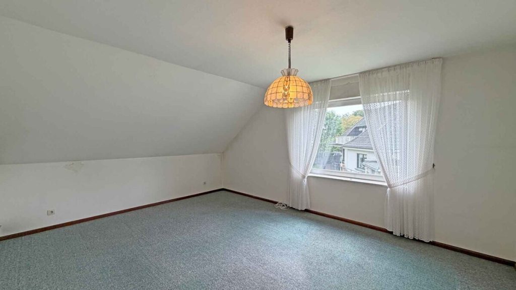 Volksbank Immobilien Niederrhein GmbH - Immobilienangebot - Xanten - Alle - Zentral gelegen auf tollem Grundstück! Einfamilienhaus mit Doppelgarage in Xanten