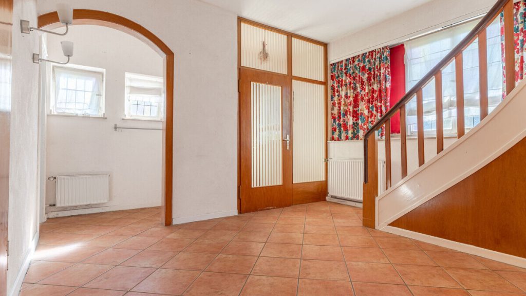 Volksbank Immobilien Niederrhein GmbH - Immobilienangebot - Wesel / Obrighoven - Alle - Hier können eigene Wohnideen entstehen – Einfamilienhaus mit großem Grundstück in Wesel-Obrighoven!