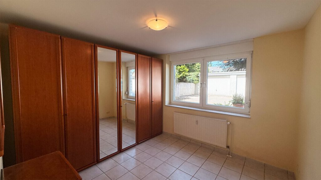 Volksbank Immobilien Niederrhein GmbH - Immobilienangebot - Dinslaken - Alle - Wohnpotenzial in Dinslaken Hiesfeld – 2 Zimmerwohnung mit Gestaltungsspielraum