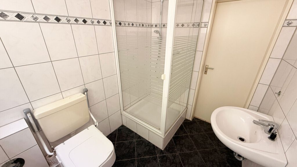 Volksbank Immobilien Niederrhein GmbH - Immobilienangebot - Dinslaken - Alle - Wohnpotenzial in Dinslaken Hiesfeld – 2 Zimmerwohnung mit Gestaltungsspielraum