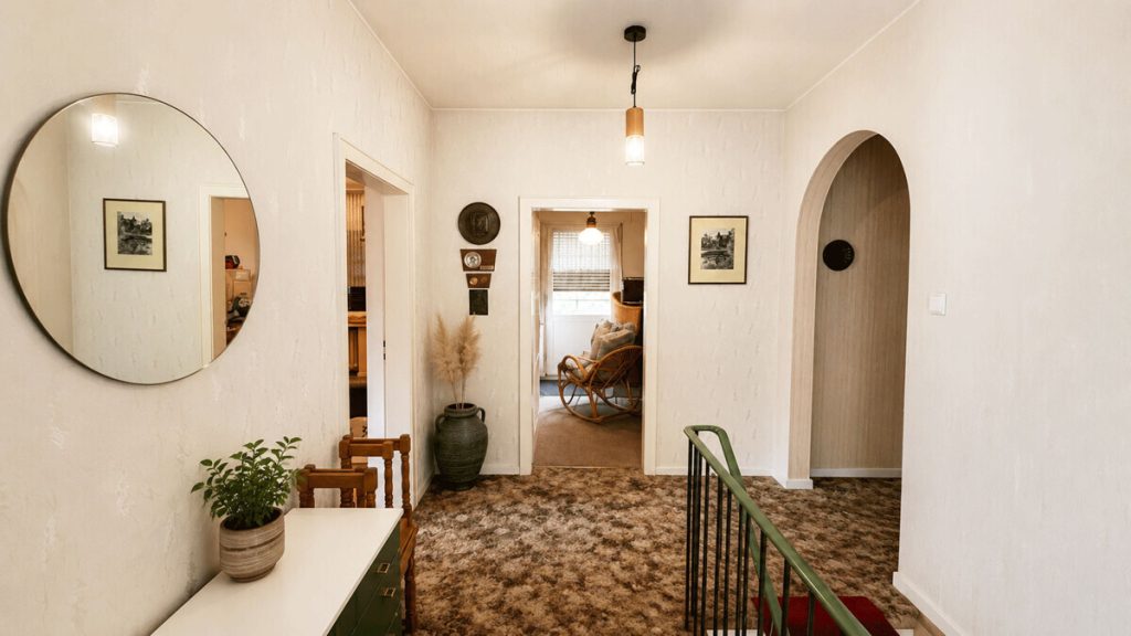 Volksbank Immobilien Niederrhein GmbH - Immobilienangebot - Moers - Alle - Freistehendes Einfamilienhaus in mit großzügigem Platzangebot in Moers-Eick West!