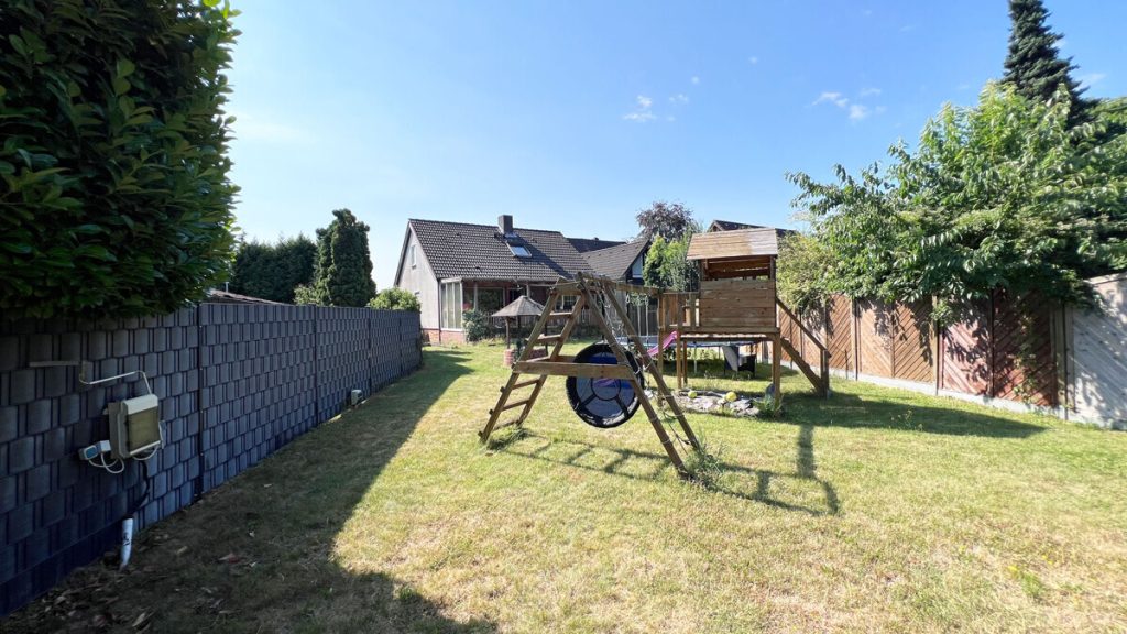 Volksbank Immobilien Niederrhein GmbH - Immobilienangebot - Kamp-Lintfort - Alle - Kamp-Lintfort-Niersenbruch – familienfreundliches Wohnen mit großzügigem Garten!