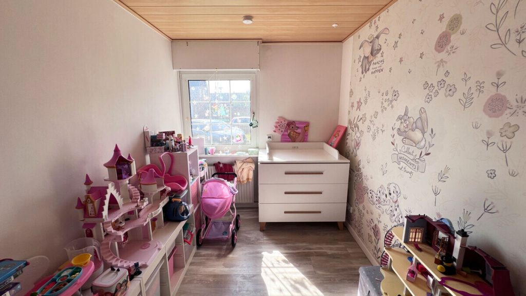 Volksbank Immobilien Niederrhein GmbH - Immobilienangebot - Kamp-Lintfort - Alle - Kamp-Lintfort-Niersenbruch – familienfreundliches Wohnen mit großzügigem Garten!