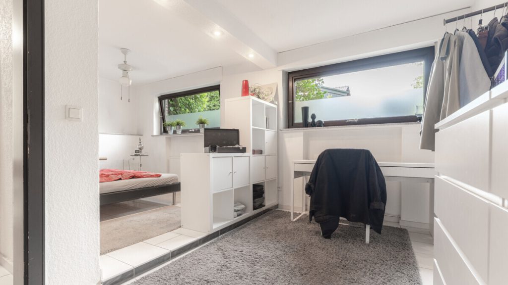 Volksbank Immobilien Niederrhein GmbH - Immobilienangebot - Duisburg - Alle - Vielseitiges Gebäudeensemble auf 900 m² – großzügiges Wohnen kombiniert mit Mieteinnahmen in Walsum
